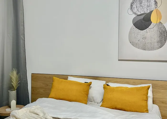 Miamo студія з терасою вул кубійовича 20 Apartman