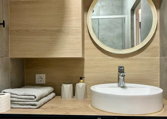 Miamo студія з терасою вул кубійовича 20 Apartman Lviv