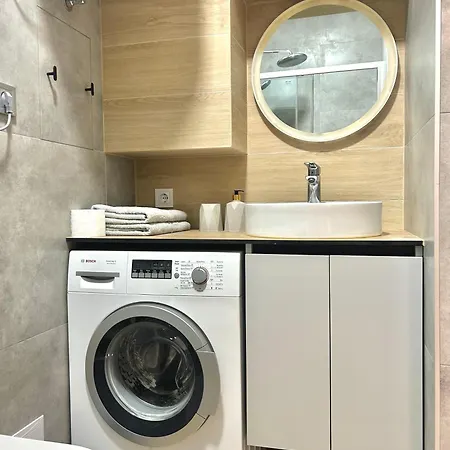 Miamo студія з терасою вул кубійовича 20 *